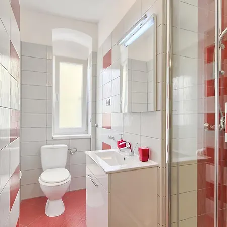 Spagnolo Apartment *